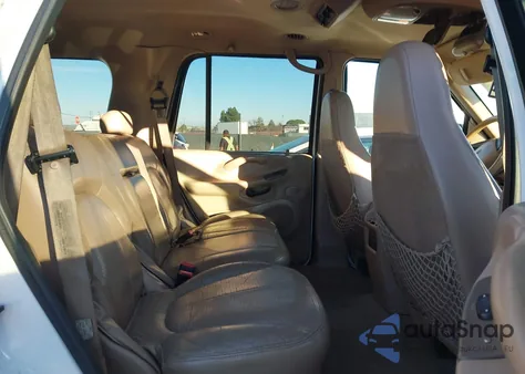 1997 Ford Expedition Eddie Bauer/Xlt z USA, uszkodzony, nr VIN 1FMFU18L4VLC15482